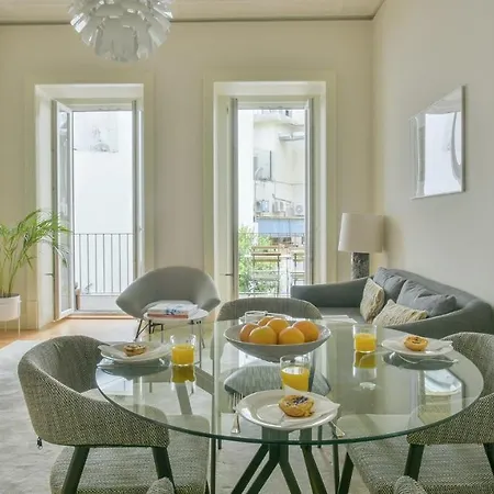 Apartament Plum Guide - The Cowrie