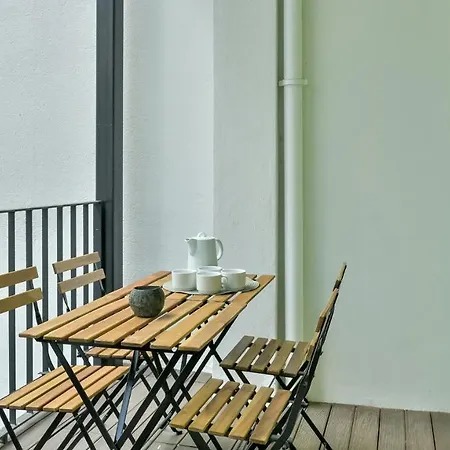 Plum Guide - The Cowrie Apartament Lizbona